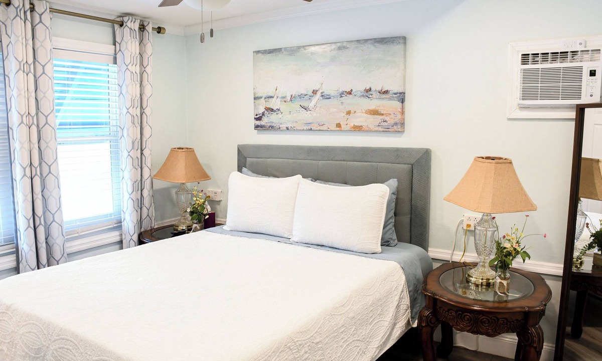 Winter Haven Apartment | 1-bedroom Apartment C near Hospitals/Legoland/Chain of Lakes