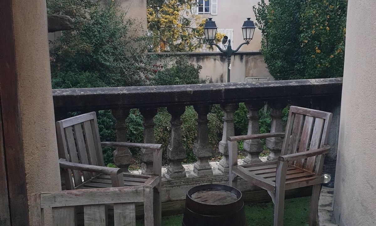 Saint-Amand-Montrond House | 1 Bedroom Private Vacation Home In Saint-Amand-Montrond
