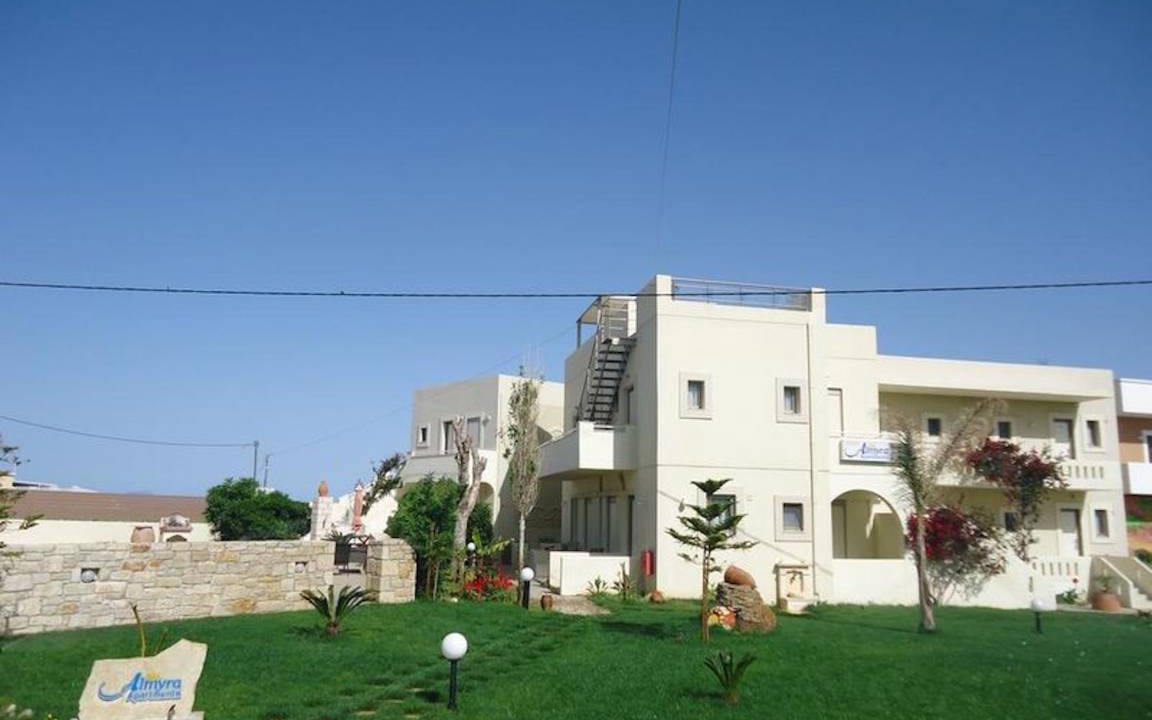 Sfakaki Apartment | 145 m² Apartment ∙ 4 bedrooms ∙ 28 guests