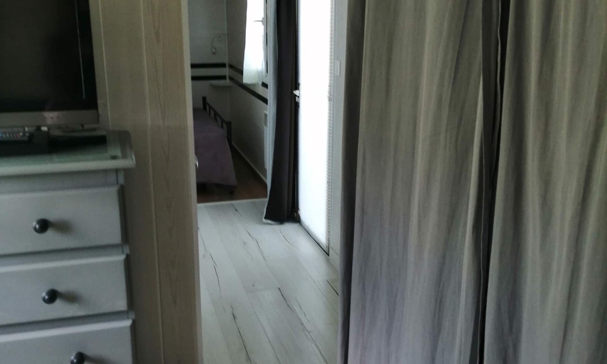 Le Castellet Ski Chalet | 2-BEDROOM CHALET IN SUNNY PROVENCE