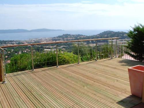Cavalaire-sur-Mer Apartment | 2 pièces cabine avec vue mer dans résidence avec piscine
