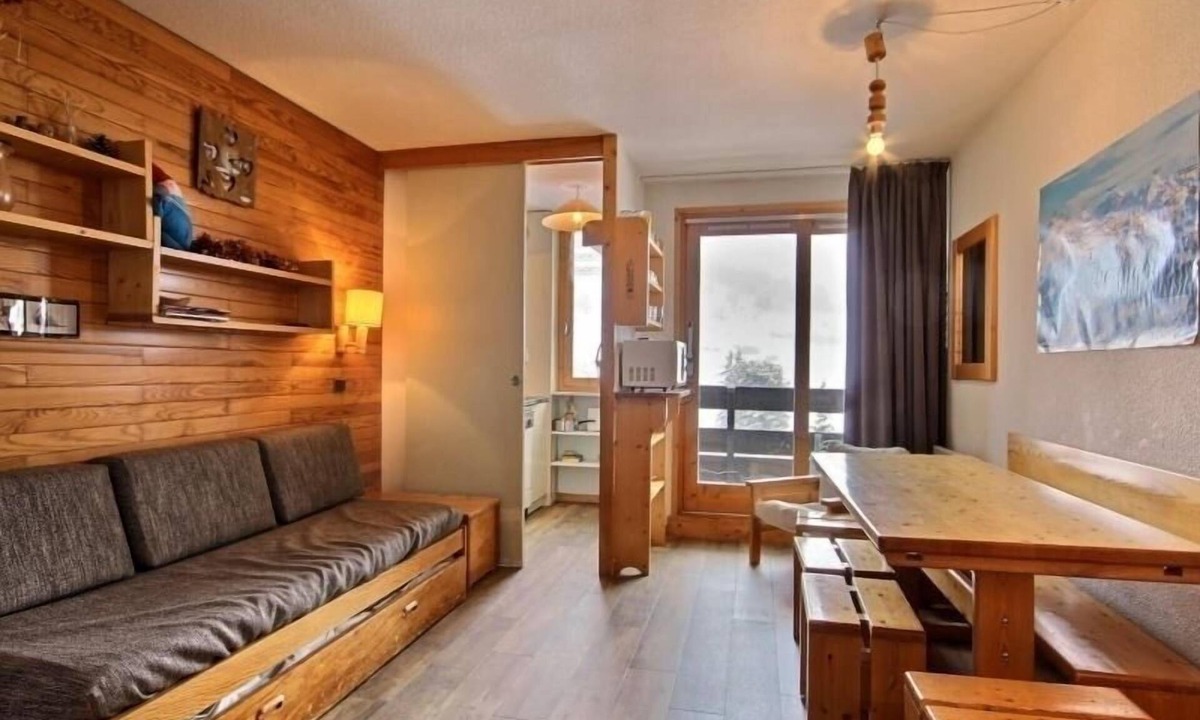 Belle Plagne Apartment | 2-room apartment with balcony at the foot of the slopes, 4 people
