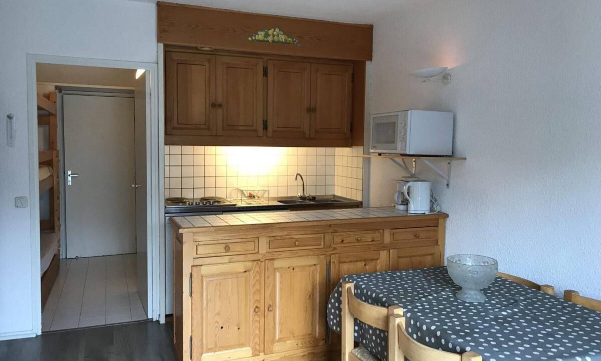 Flaine Apartment | 2nd floor, balcony, tv, ski locker, 25m², Flaine