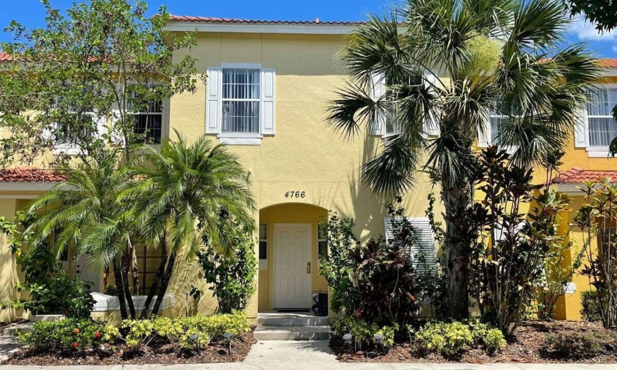 Kissimmee House | 3 Bedroom 2.5 Bathroom Terra Verde 4766
