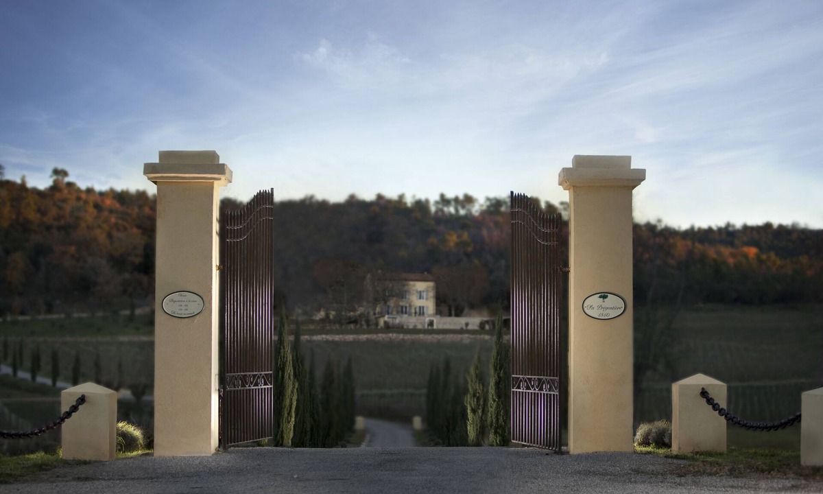 Ponteves Apartment | 3 Bedroom Apartment in PONTEVES