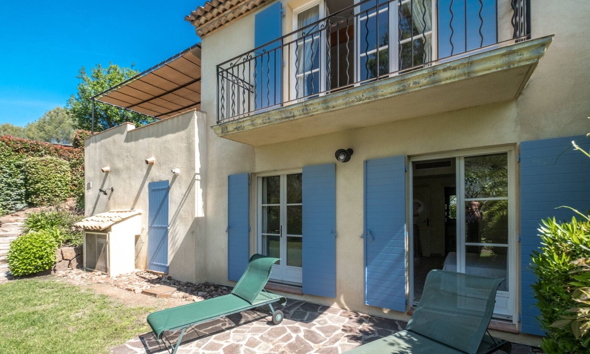 La Motte House | 3-BEDROOM TOWNHOUSE WITH GARDEN (N°408)