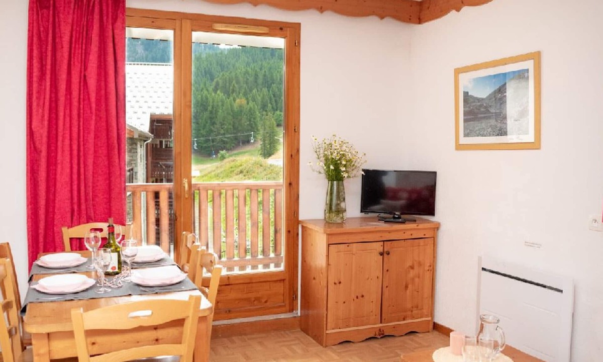 Puy-Saint-Vincent Apartment | 3-room apartment, 6 guests, balcony, ski, Puy-Saint-Vincent