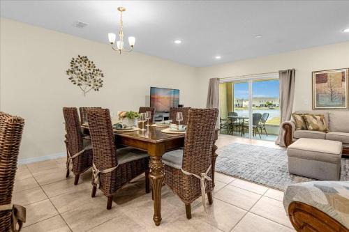 Kissimmee House | 3BD townhome near Disney 4730