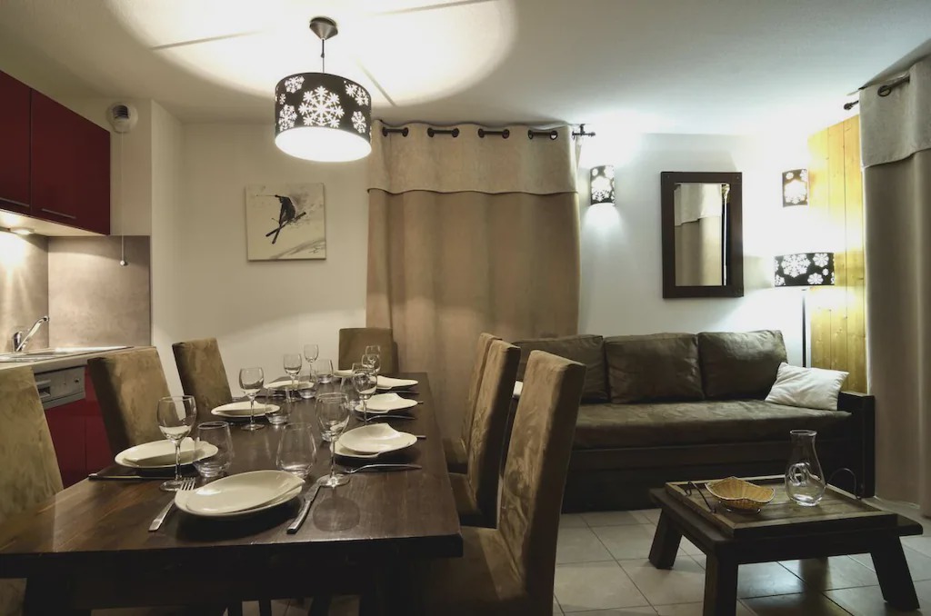 Saint-Gervais-les-Bains Apartment | 3rd floor, swimming pool, balcony, parking, tv, ski locker, 55m², Saint Gervais