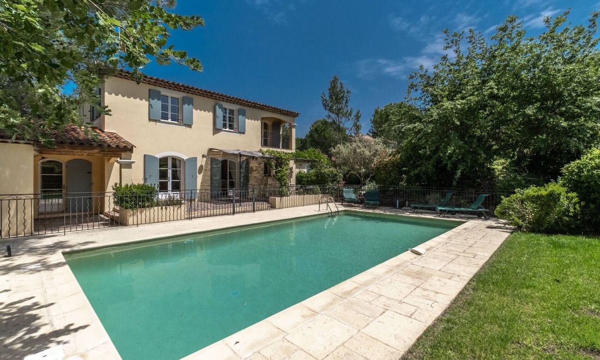 La Motte Villa | 4 BEDROOM VILLA - PRIVATE POOL AND GARDEN (N°348)