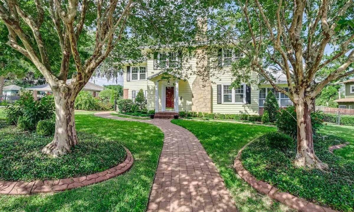 Lakeland House | 5 Bedrooms Private Vacation Home In Lakeland