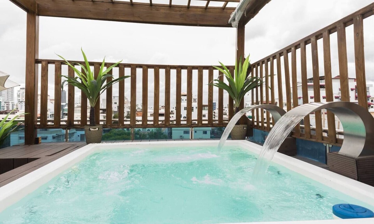 Santo Domingo Apartment | 8-Bedroom Penthouse with Private Jacuzzi & Rooftop