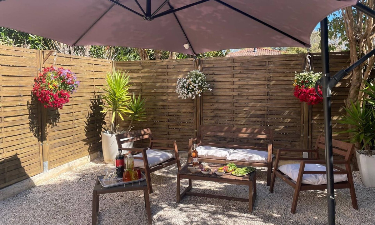Saint-Cyr-sur-Mer Apartment | A 200 m des Plages Appartement Avec Terrasse & Jardin