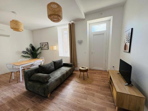 Castres Apartment | Albert I Rez-de-chaussée l Terrasse l Jardin clôturé l Climatisation
