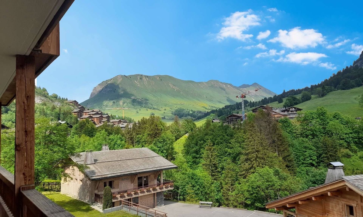 Le Chinaillon Apartment | Almet 6 : Grand Confort et Vue Panoramique