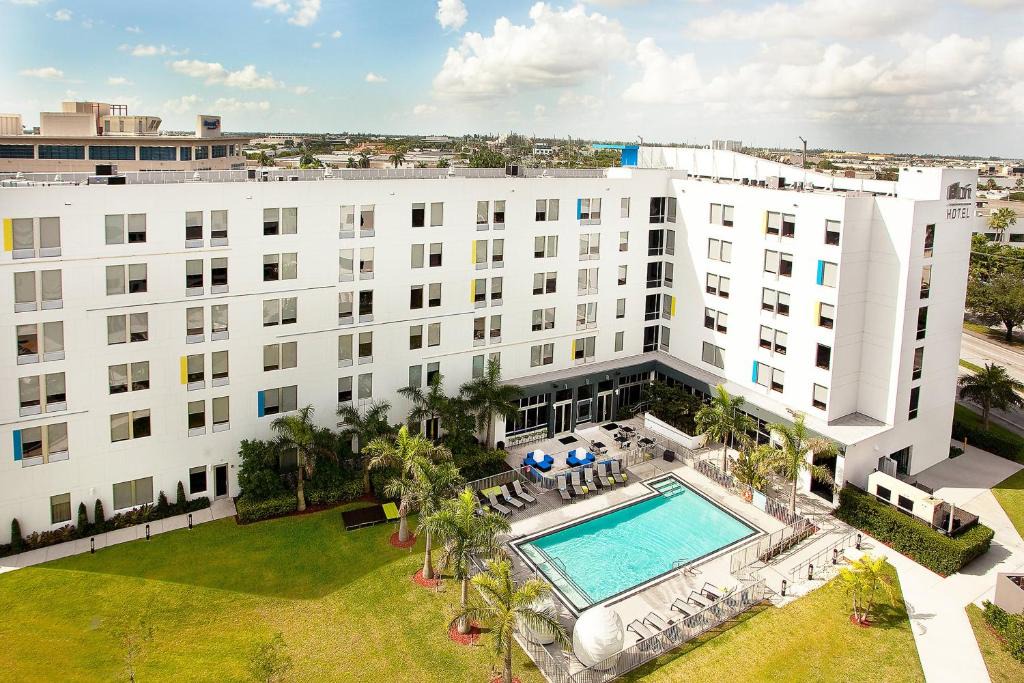 Doral Hotel | Aloft by Marriott Miami Doral