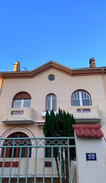 Bourg-les-Valence House | ALTA