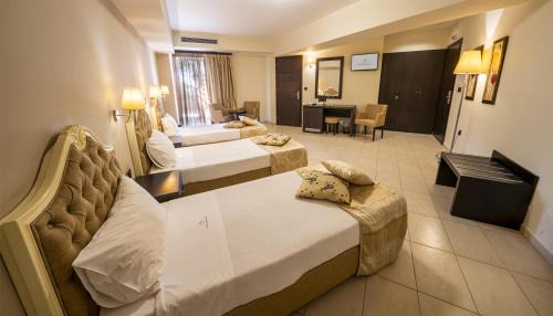 Ilida Hotel | Amalias Hotel