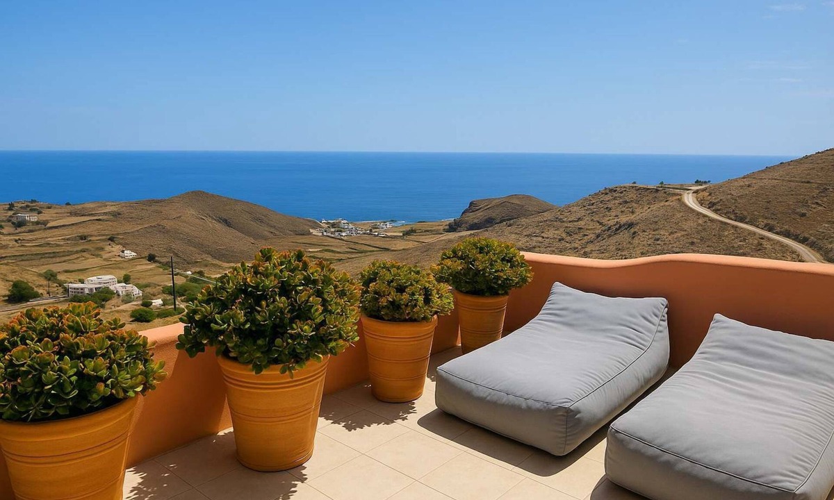 Akrotiri House | Amphora Aelia Gem - Akrotiri Seaview Getaway