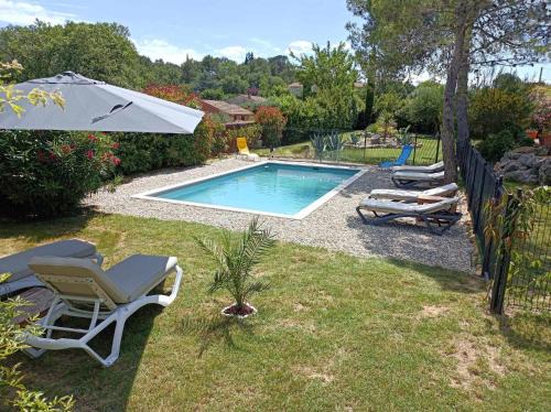 Massillargues-Attuech House | Anduze Gîte Les Pins au "Petit Clos des Cigales"