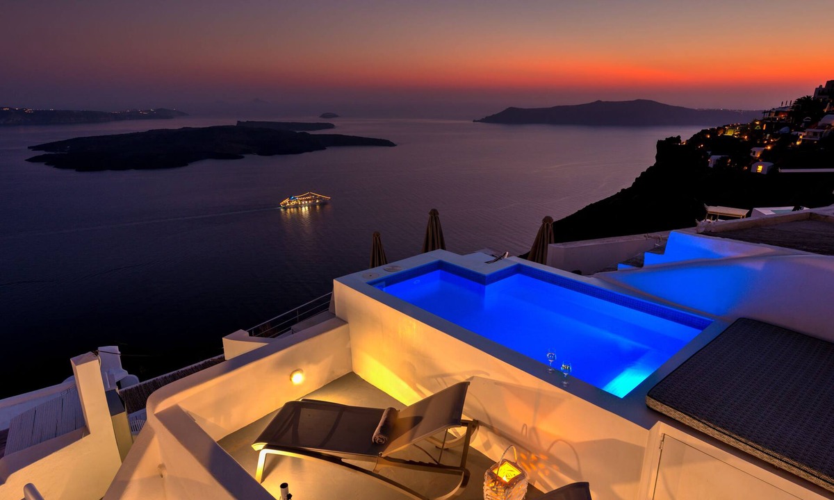 Imerovigli Villa | Antrum Cave Villa