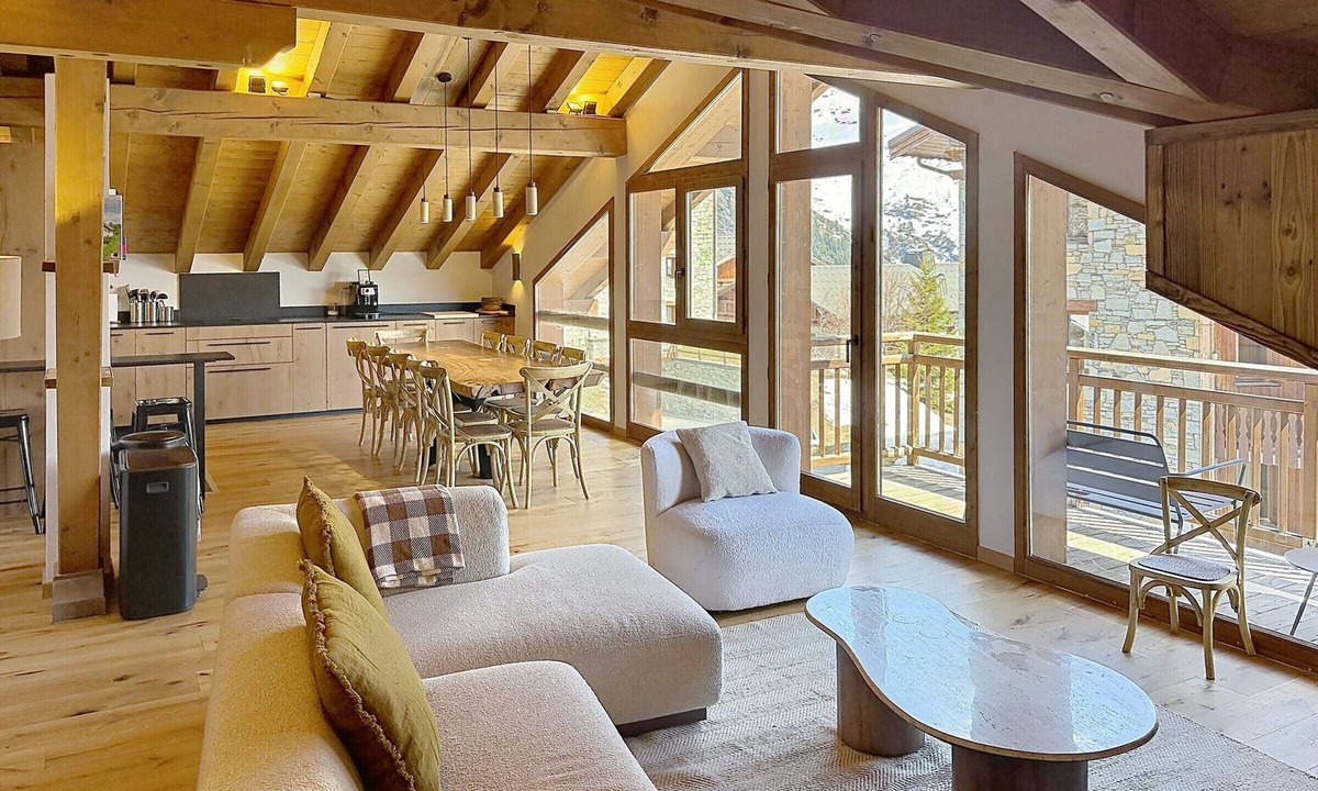 Les Eucherts Apartment | Apartment with mountain view - 12 guests