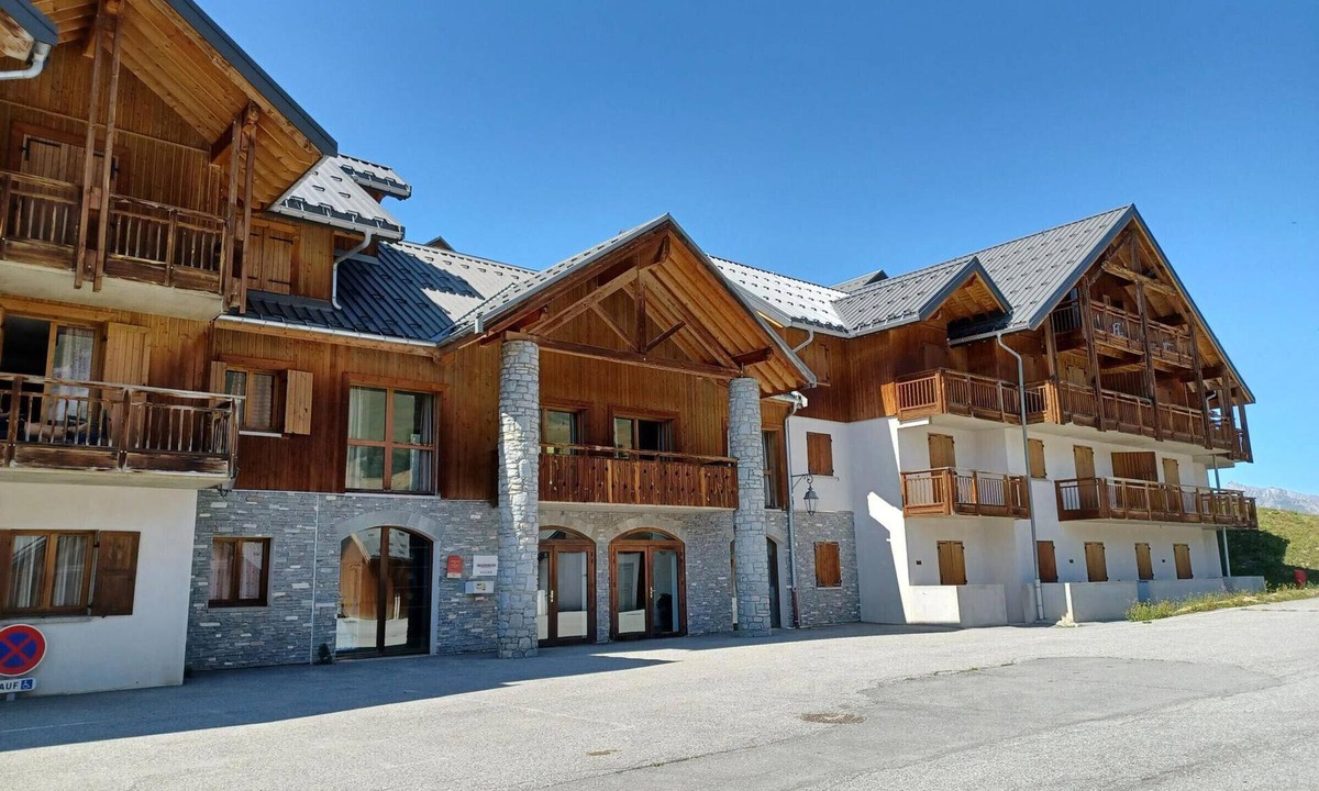 Albiez-le-Vieux Apartment | Apartment Albiez-Montrond, 2 bedrooms, 6 persons