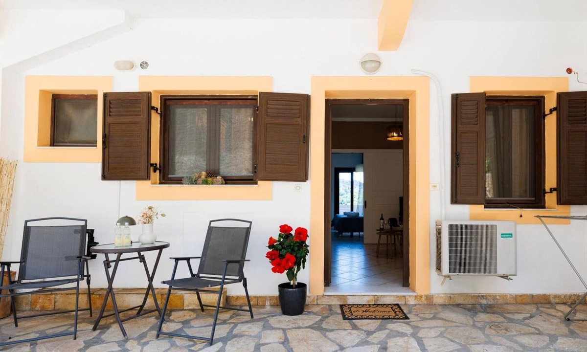 Corfu Apartment | Apartment 'Breathing 1' with Mountain View, Wi-Fi and Air Conditioning
