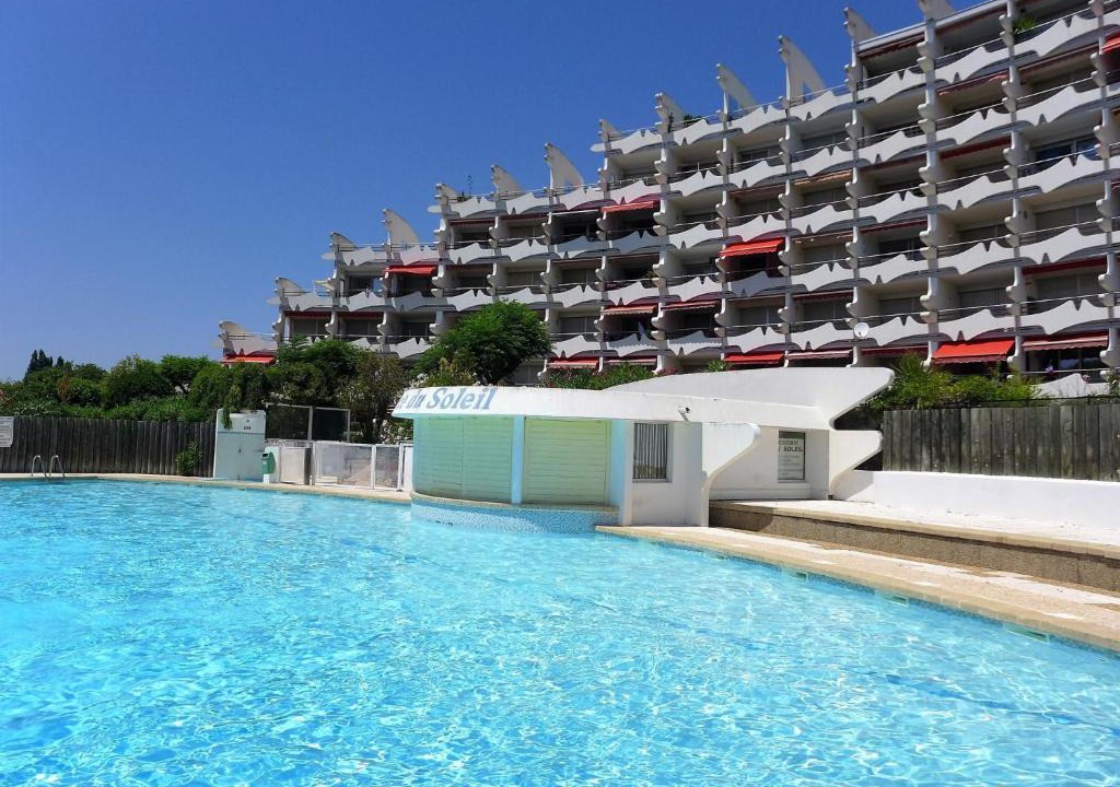 Le Couchant Apartment | Apartment Du Soleil-4 by Interhome