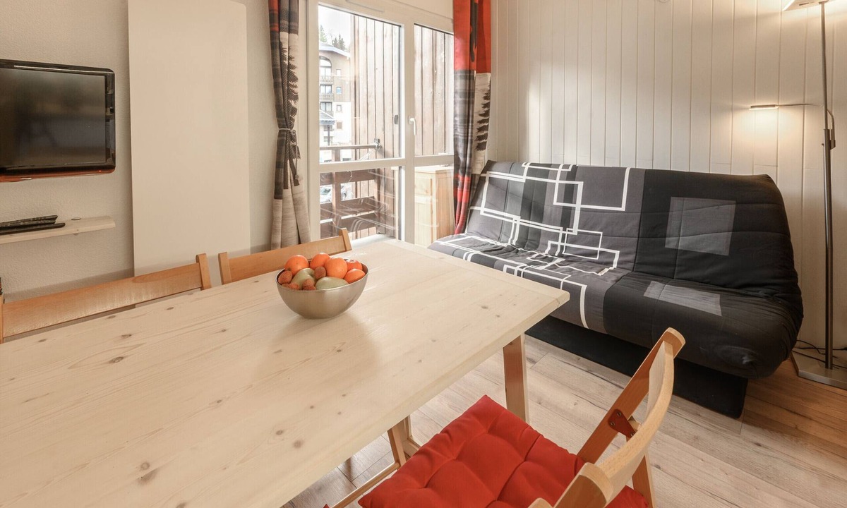 Les Esserts Apartment | Apartment for 4 people, balcony, mountain view