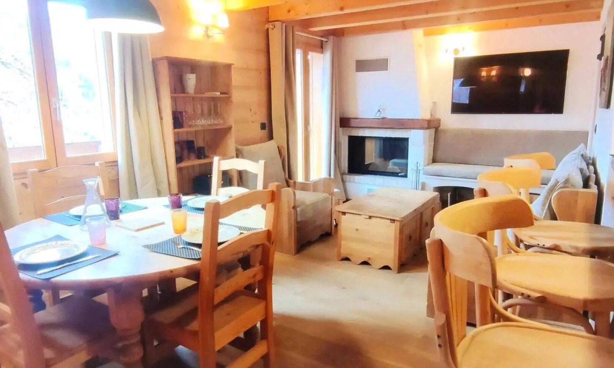 Isola Ski Chalet | Apartment