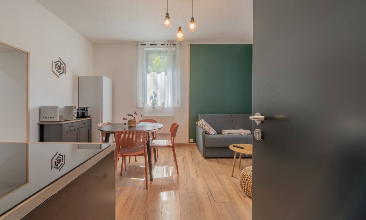 Publier Apartment | Apartment T2 equipped - Bernex, quiet and parking