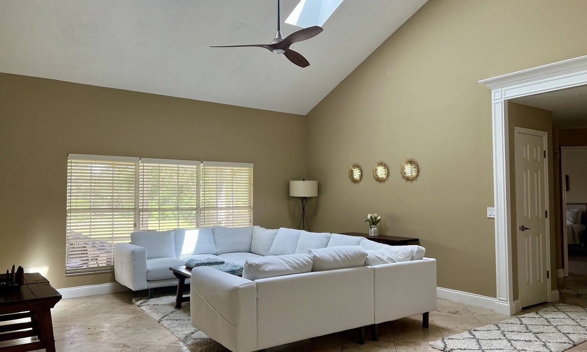 Plymouth House | APOPKA RETREAT