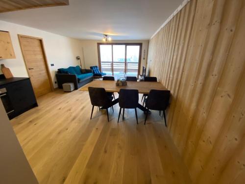 La Chapelle-d'Abondance Apartment | Appartement spacieux avec parking à La Chapelle-d'Abondance - FR-1-692-94