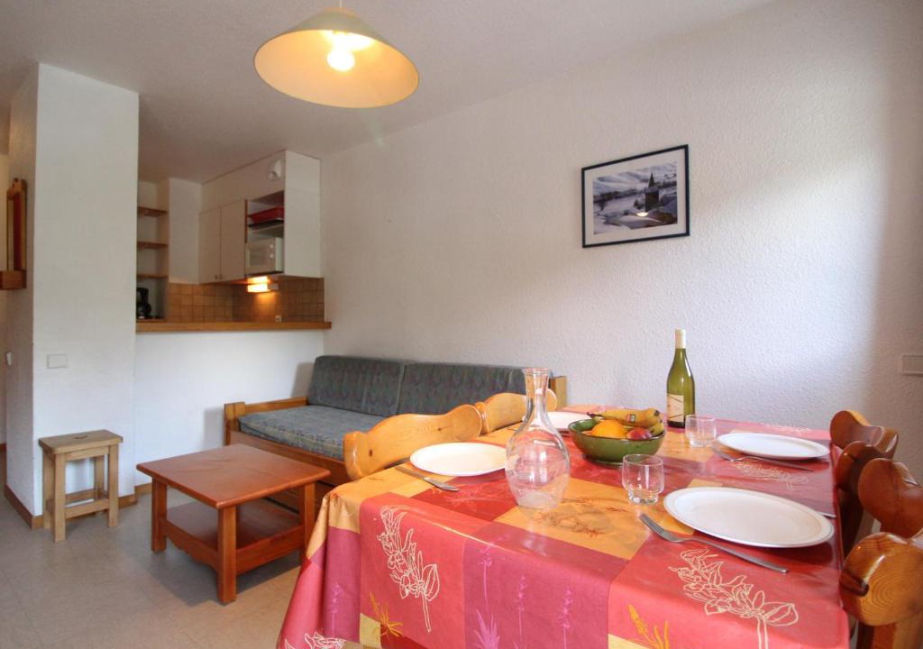 Termignon Apartment | Appartement cosy 4 pers, Termignon, pied des pistes, Wifi - FR-1-508-99