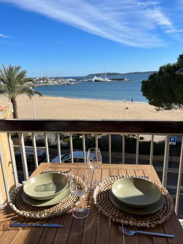 Sainte-Maxime City Centre Apartment | Appartement en face de la plage