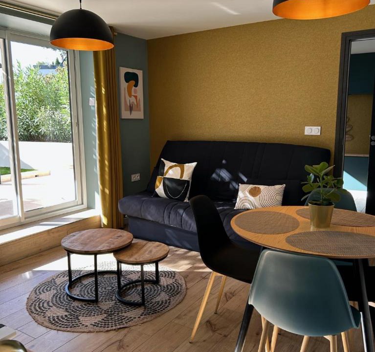 La Tronche Apartment | Appartement Proche Hôpital, Jardin privatif