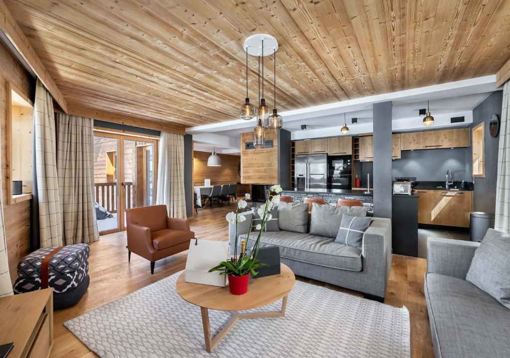 Val-d'Isere Apartment | Appartement spacieux, cosy avec cheminée, proche pistes et école de ski, idéal pour familles - FR-1-567-12