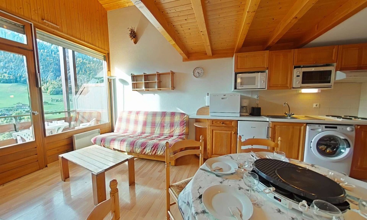 Le Chinaillon Apartment | Apt 2BR + loft for 6 - ski-in/ski-out - garage - WIFI