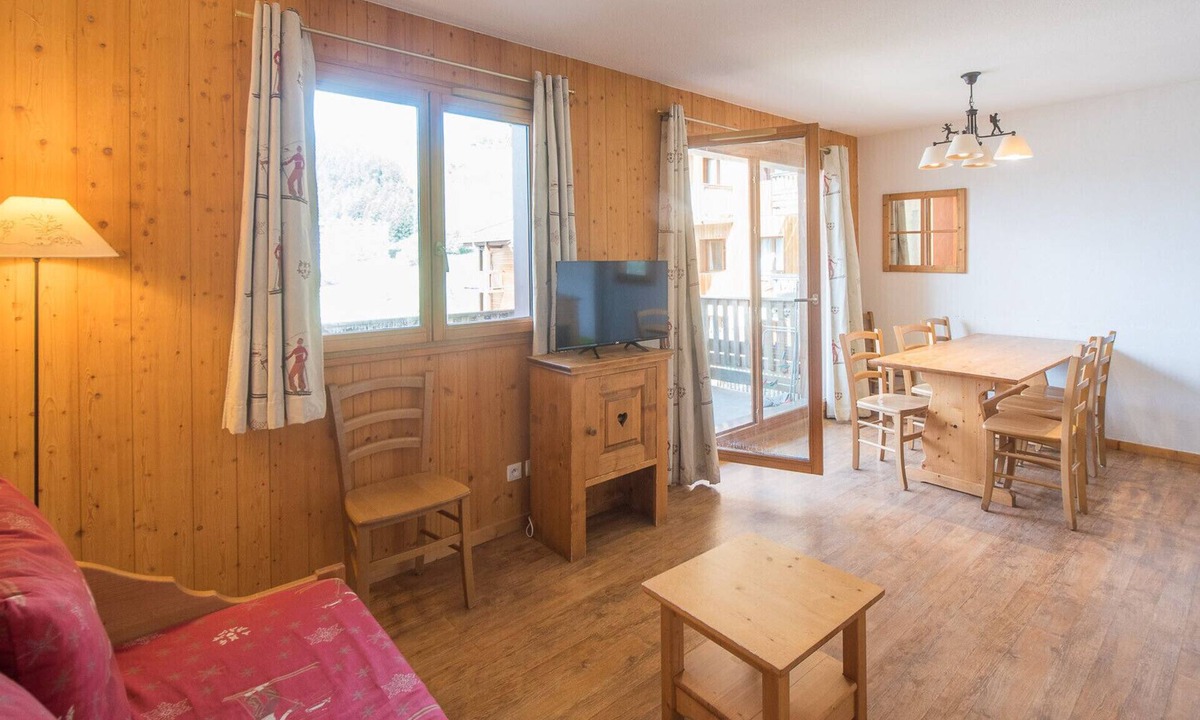 Orcieres-Merlette Apartment | Apt 8 ppl, balcony, near the ski runs, parking