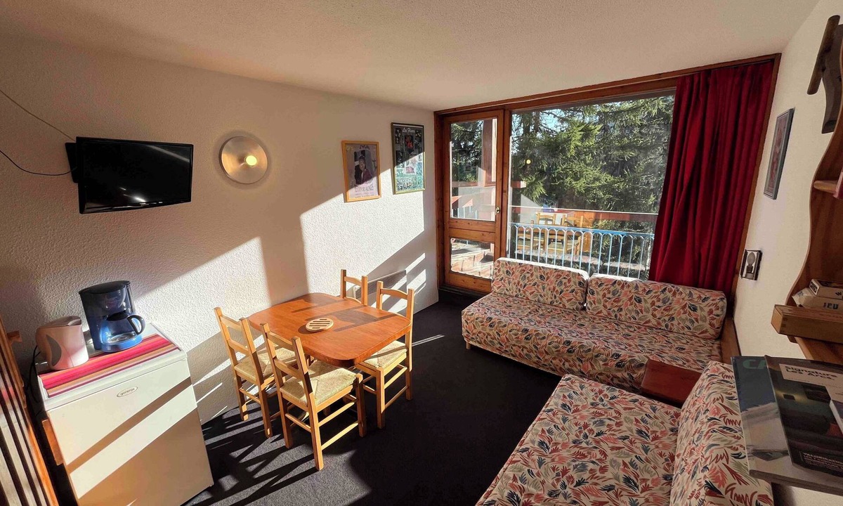 Arc-1800 Apartment | ARC 1800 Apt 2 rooms, summer/winter SKIS, quiet in the center of the resort