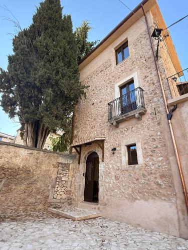 Calascio House | Arcem