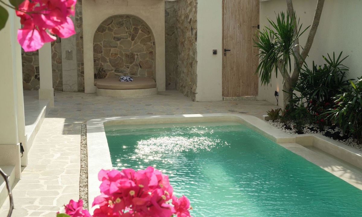 Dewi Sri Villa | Armonia Bali Legian Villas