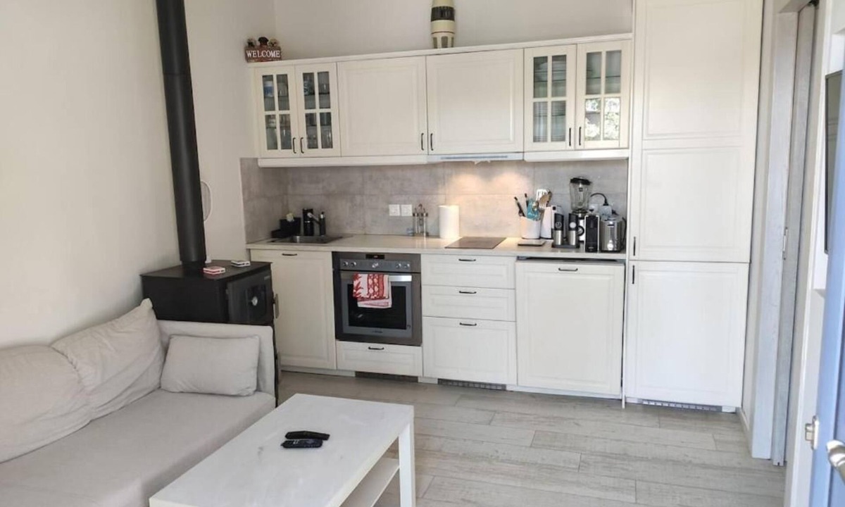 Paralias House | Artemis by the sea!