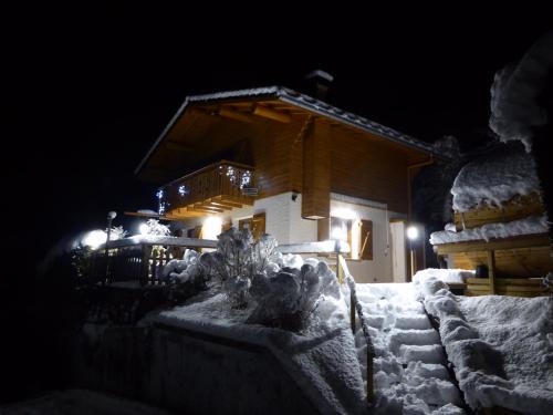 Thones Ski Chalet | Aubier Confort Spa Chalet Domaine du Fraizier