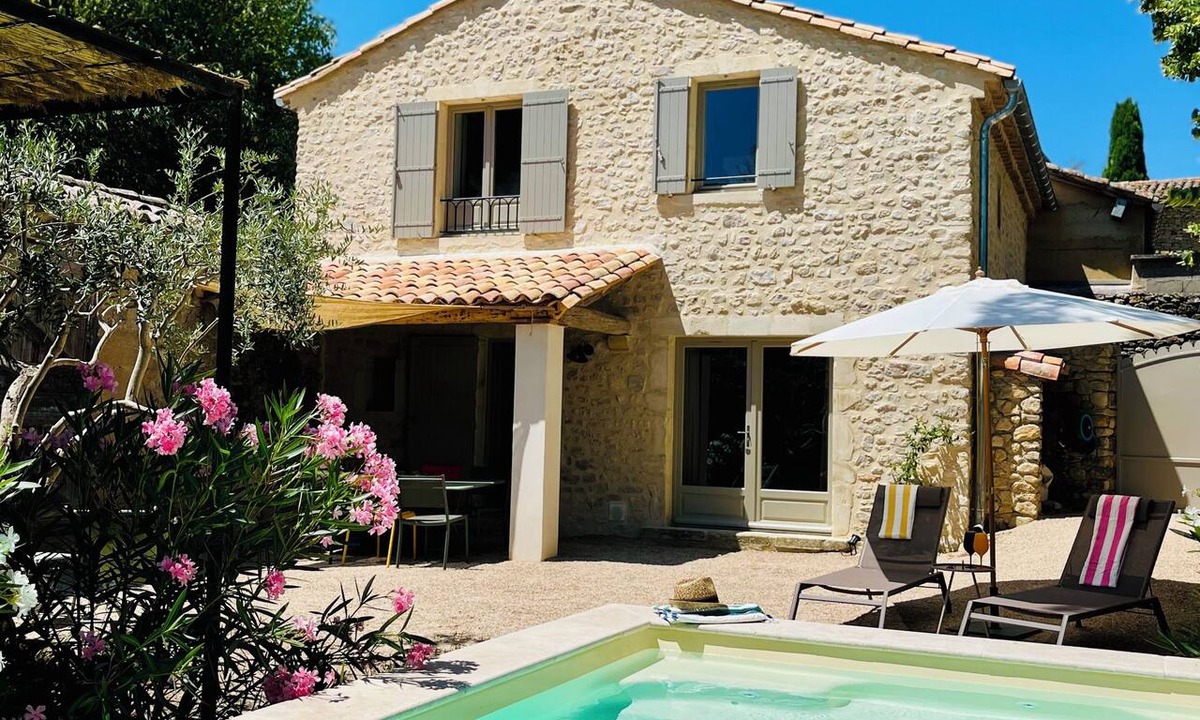 Montaren-et-Saint-Mediers Other | Authentic farmhouse just 3 km from Uzès. An invitation to enjoy the good life.