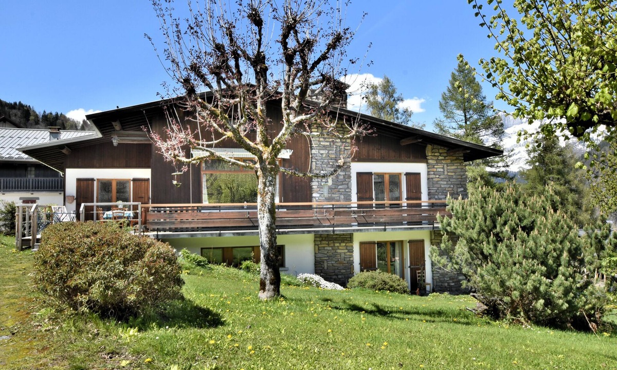 Les Houches Ski Chalet | Authentic chalet at the foot of the Mont Blanc range