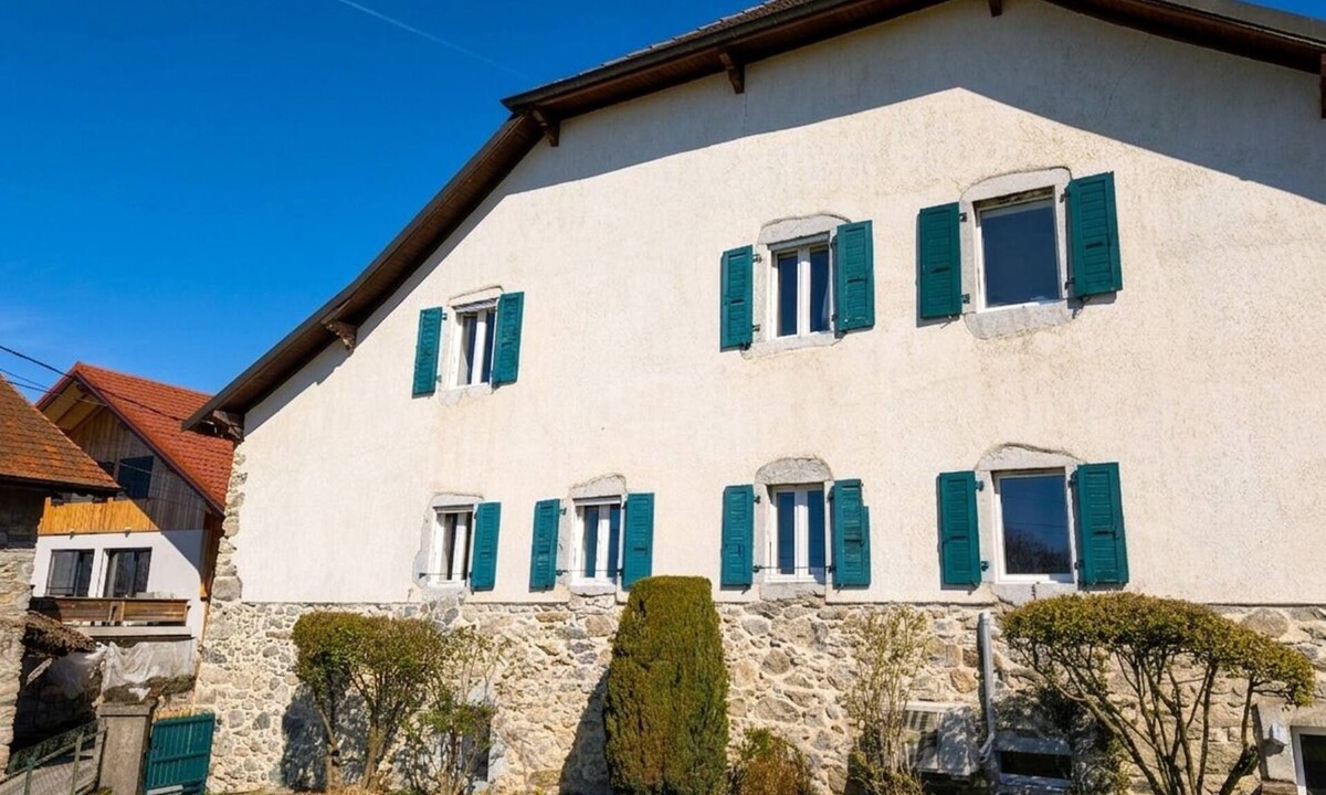Larringes House | Authentic Savoyard farmhouse with stunning views near Evian/Lake Geneva