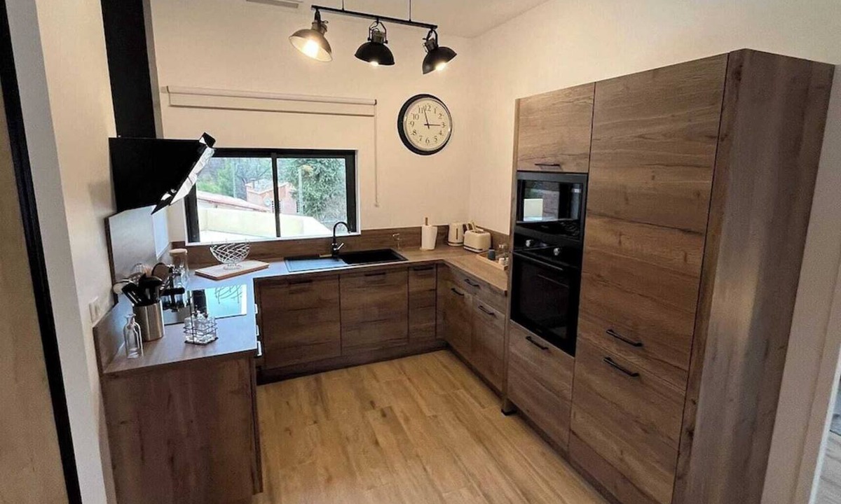 Berlou House | Authentic stone cottage near Saint-Chinian