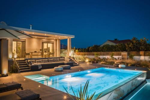 Svoronata Villa | Avgi Luxury Villa